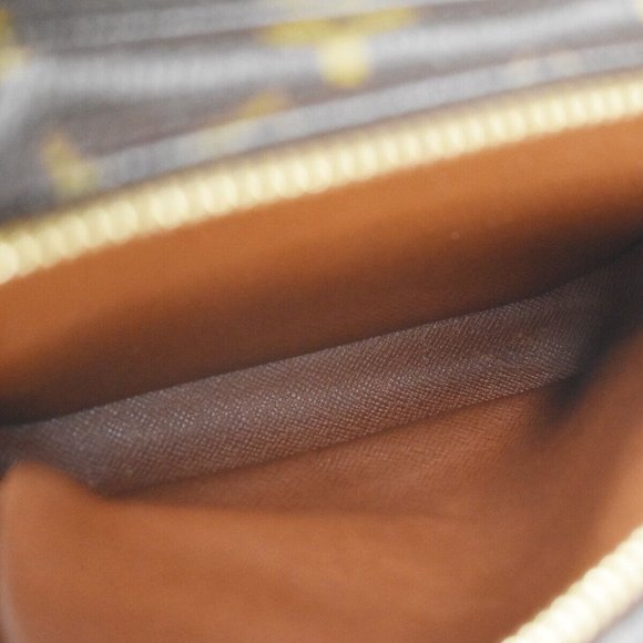 LOUIS VUITTON Amazon Crossbody Shoulder Bag - Picture 14 of 15